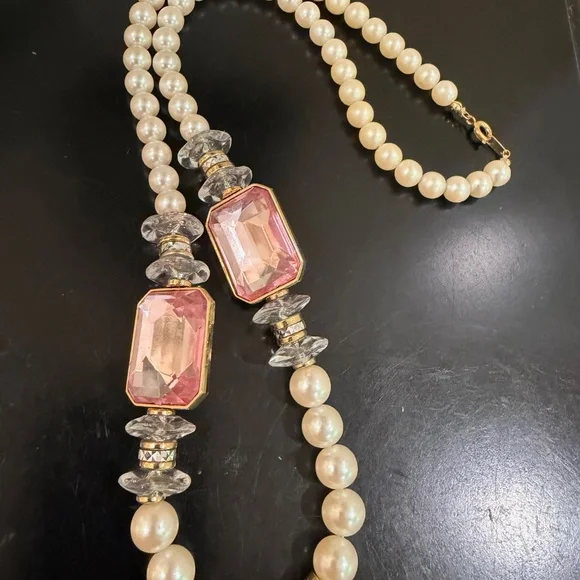 Vintage Pearl Necklace Pink Crystal Embellishments Rare - Picture 2 of 9